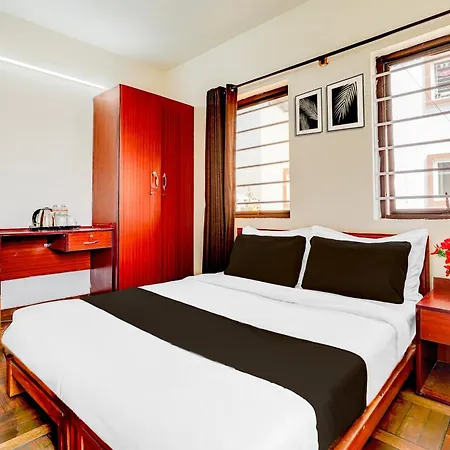 Hotel O Applepie Residency